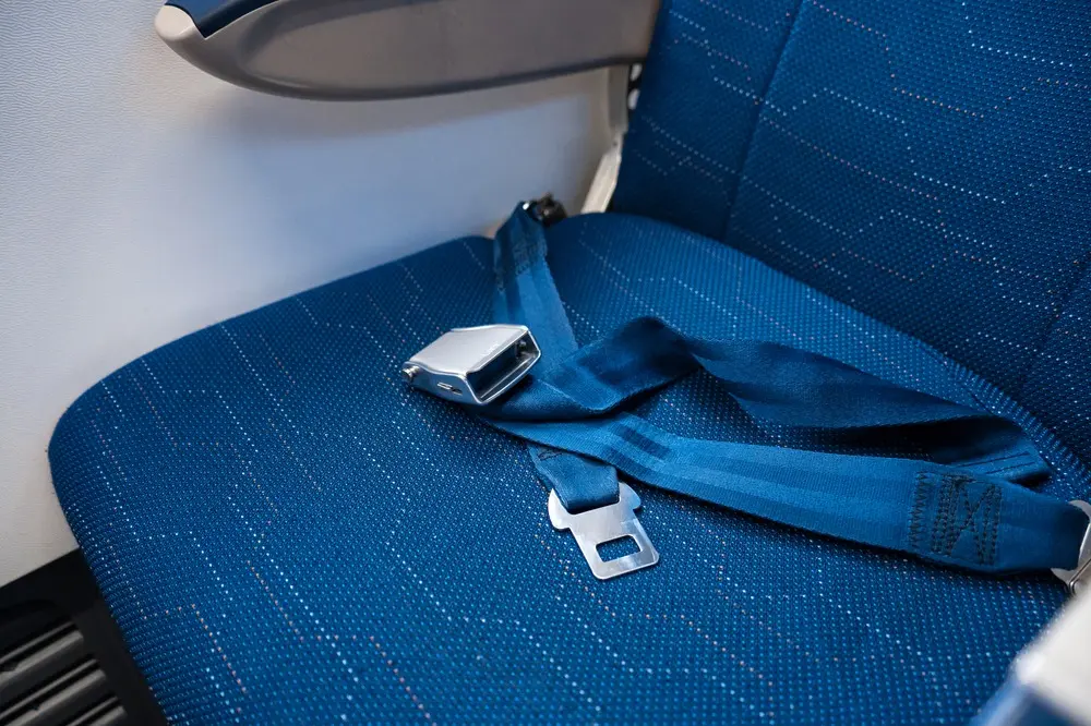 Two-point aircraft safety belt buckle